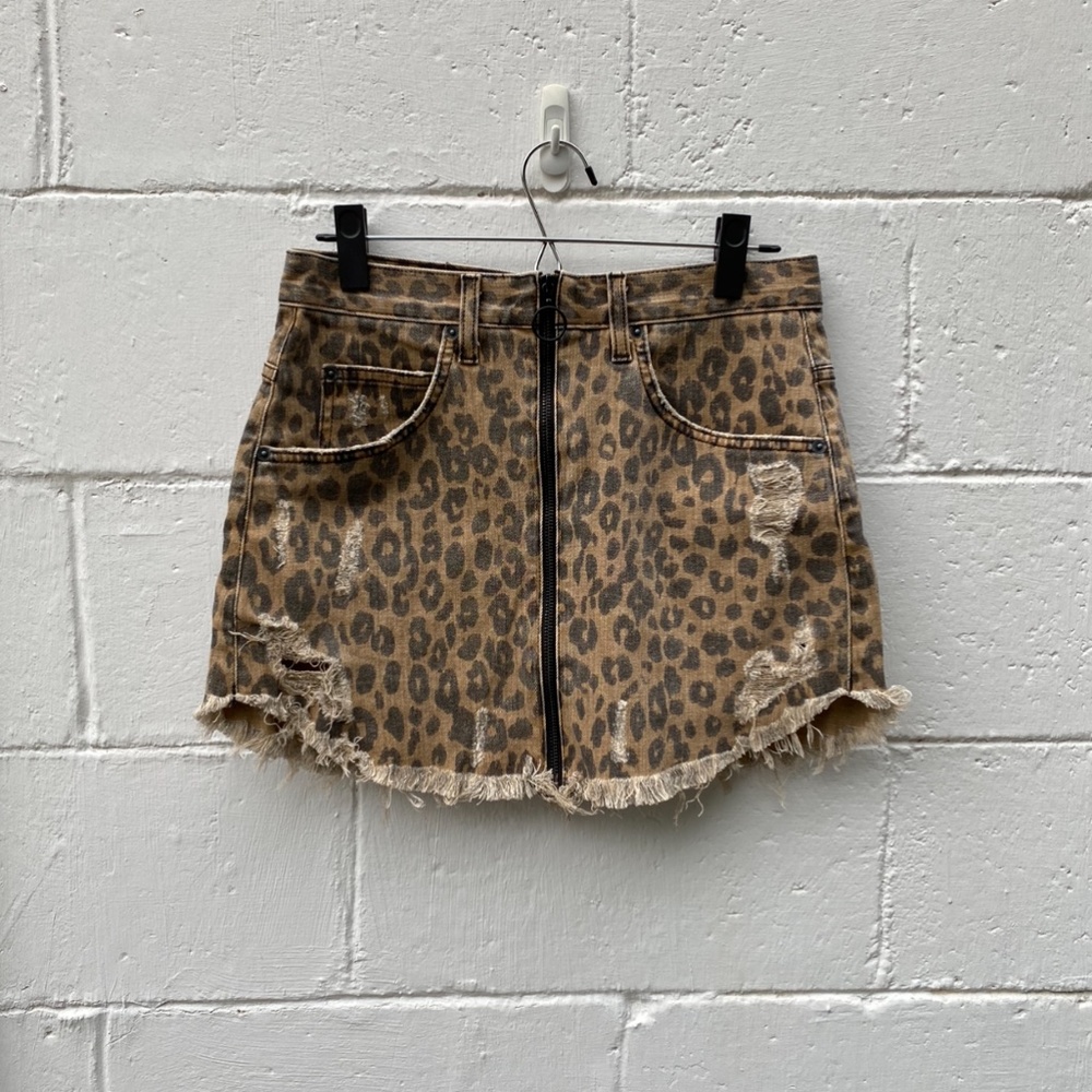 Carmar Cheetah Zip Up Mini Skirt